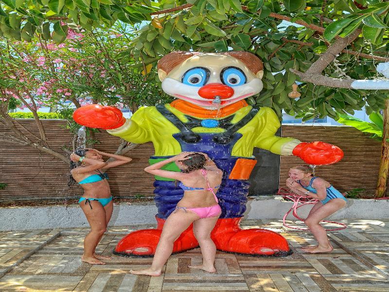 Blue Wave Hotell 4*