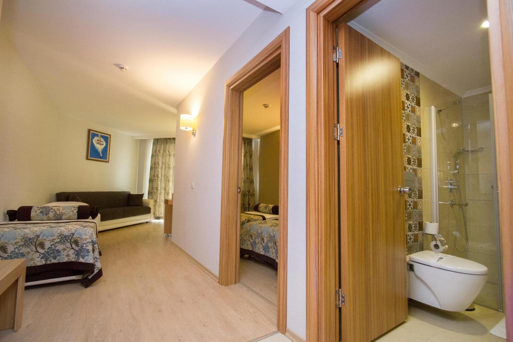 Blue Wave Hotell