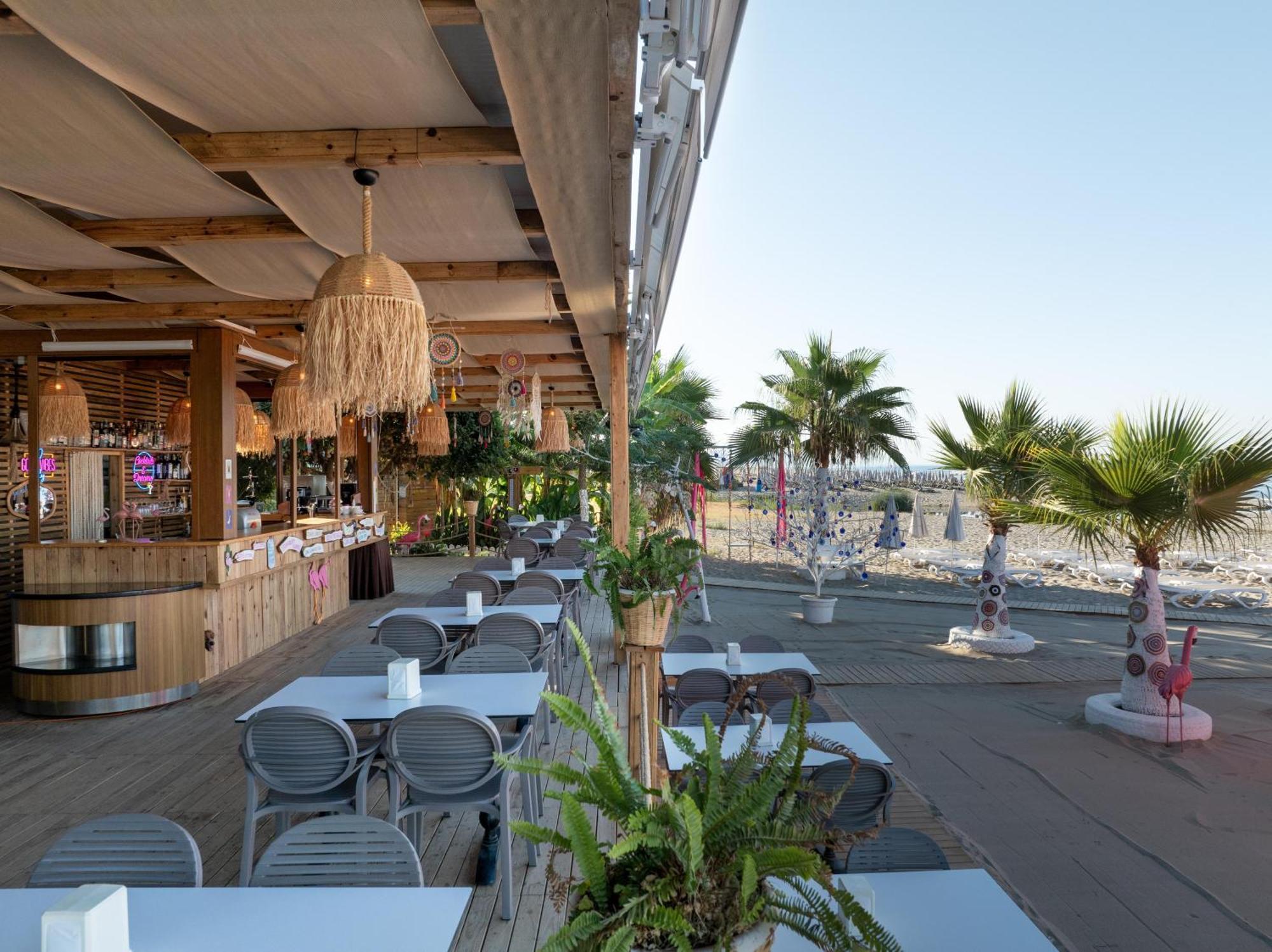 Blue Wave Hotell Alanya