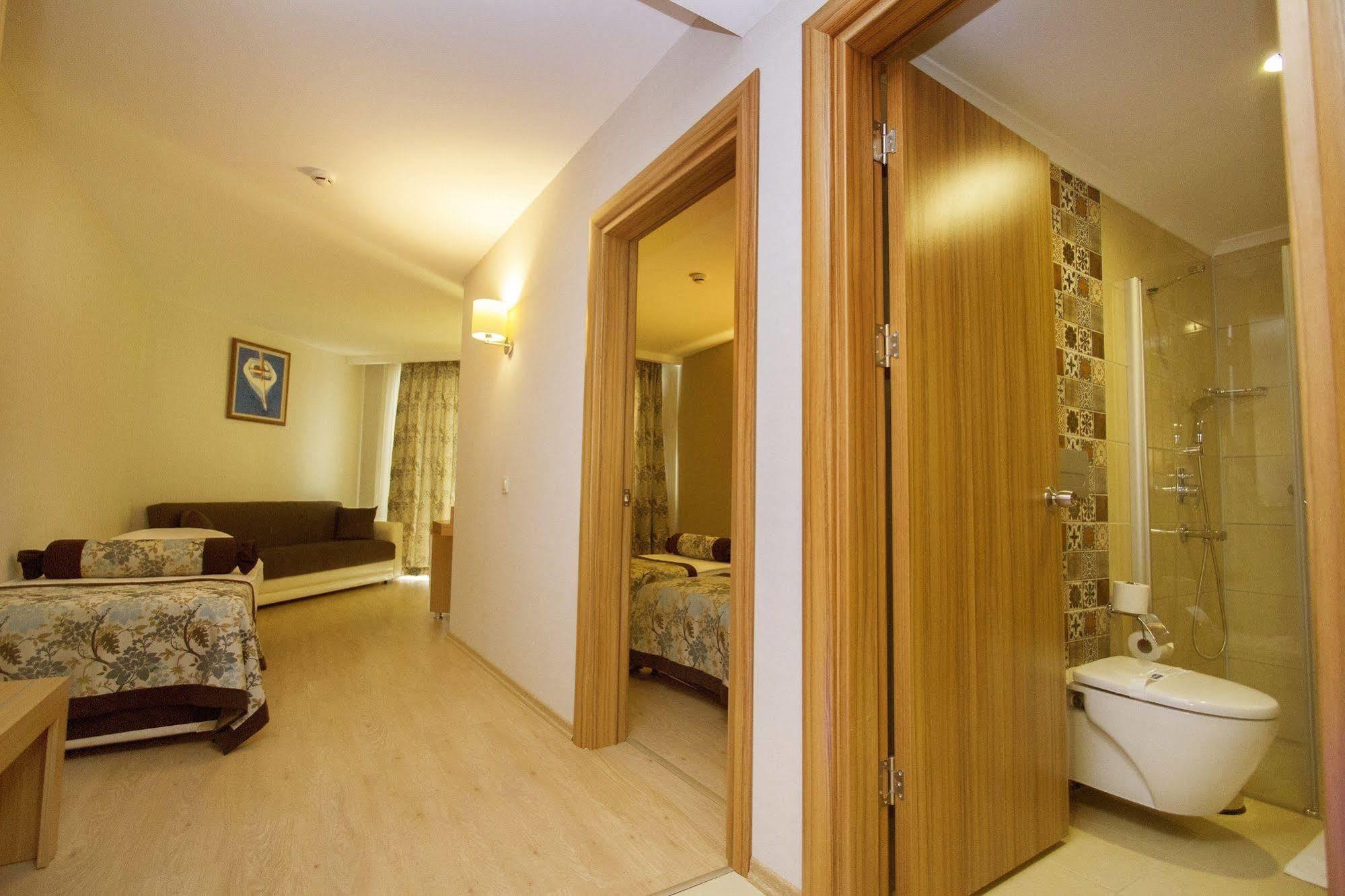 Blue Wave Hotell